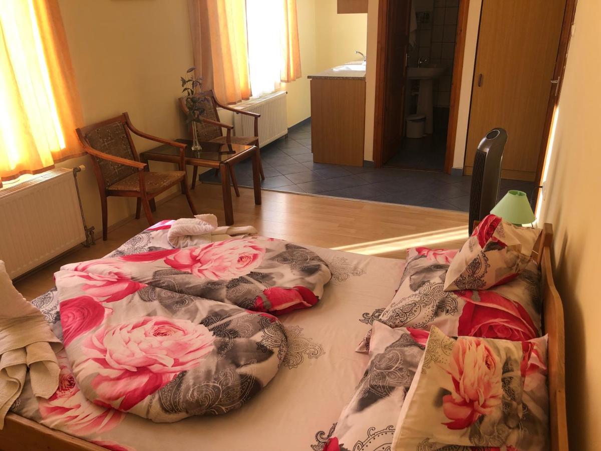 City Hotel Siofok Dış mekan fotoğraf